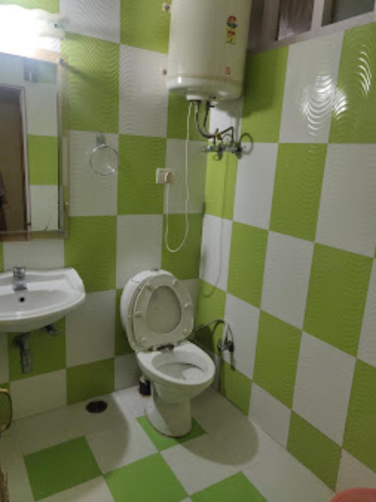 Hotel King Palace - Nature-Valley-Luxury-Room - Prime Location With Parking Facilities Shimla Exteriör bild
