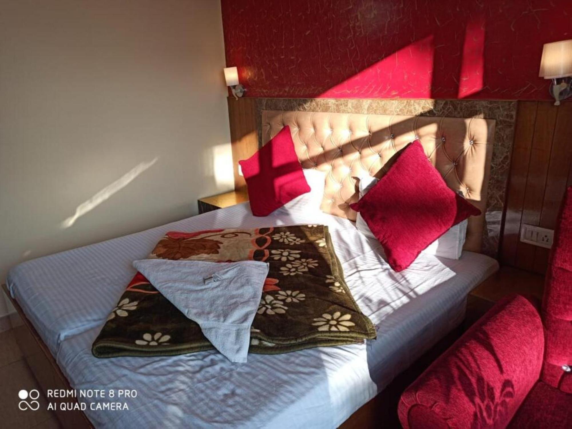 Hotel King Palace - Nature-Valley-Luxury-Room - Prime Location With Parking Facilities Shimla Exteriör bild